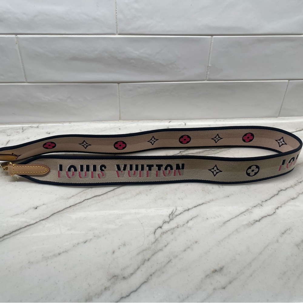 Louis Vuitton bandouliere handbag crossbody strap